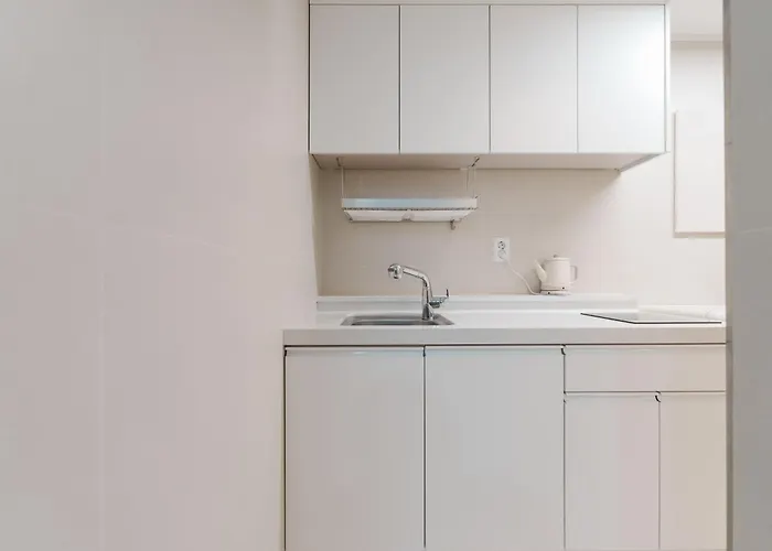 Marie's House 101 Hongdae Bed & Breakfast 4*